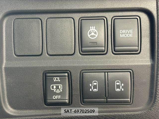 Nissan SERENA 2020-10 7329957-5