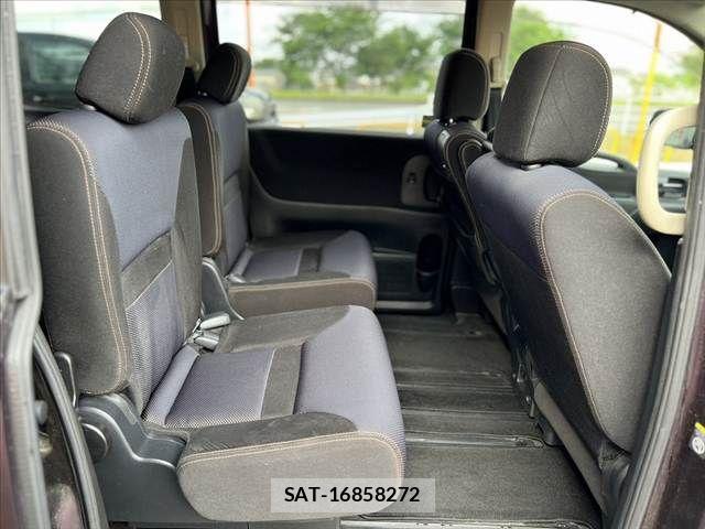 Nissan SERENA 2009-09 7329969-17