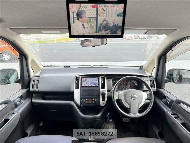Nissan SERENA 2009-09 7329969-1