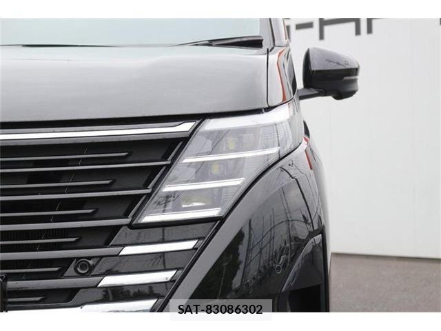 Nissan SERENA 2023-10 7329935-12