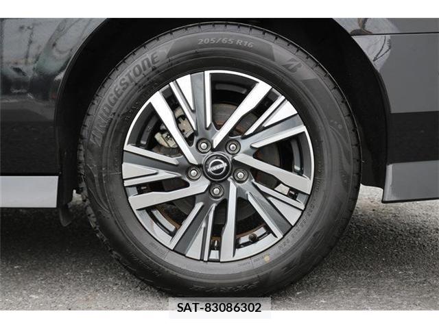 Nissan SERENA 2023-10 7329935-17