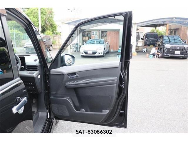 Nissan SERENA 2023-10 7329935-24