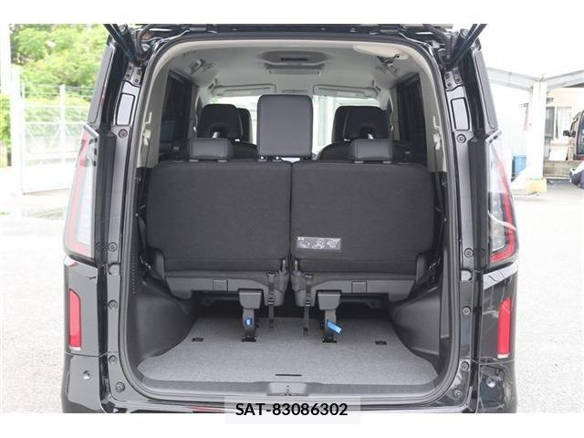 Nissan SERENA 2023-10 7329935-28