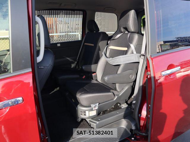 Nissan SERENA 2024-01 7329932-1