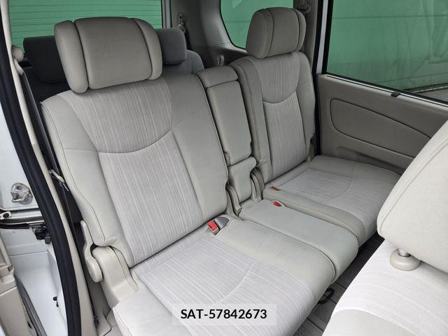 Nissan SERENA 2011-08 7329964-10