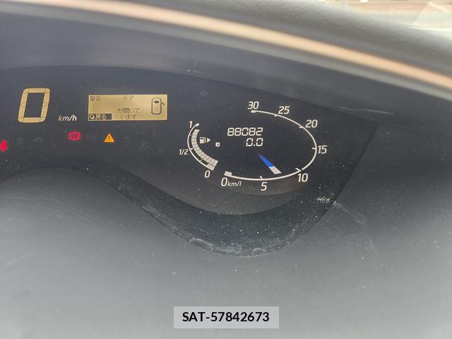 Nissan SERENA 2011-08 7329964-18