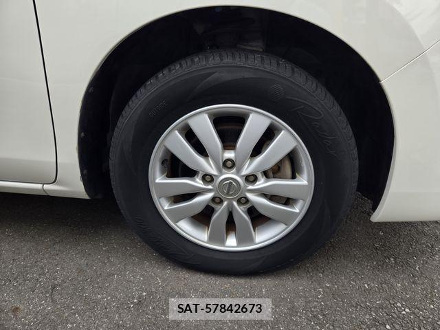 Nissan SERENA 2011-08 7329964-22