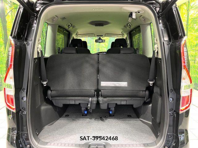 Nissan SERENA 2021-10 7359736-10