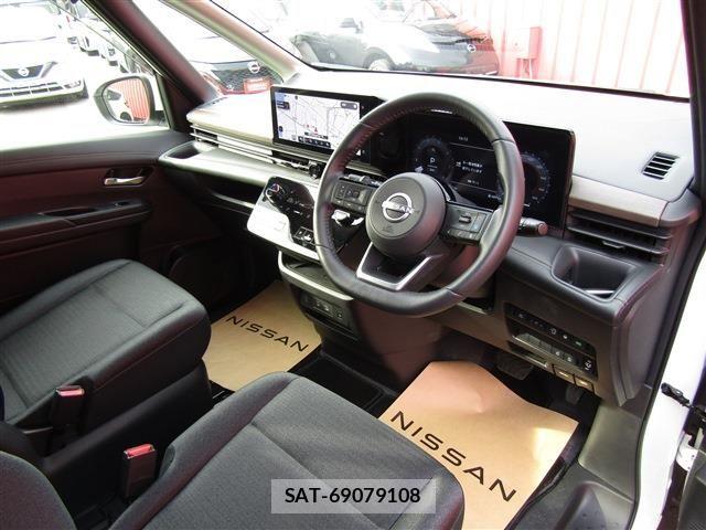 Nissan SERENA 2024-04 7359716-24