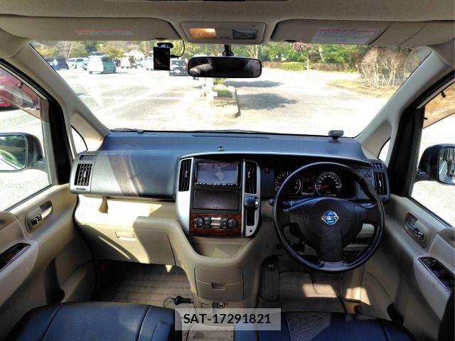 Nissan SERENA 2008-10 7359760-10