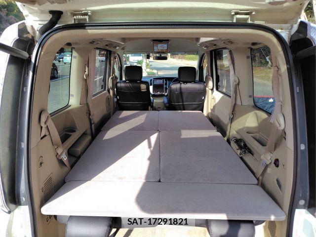 Nissan SERENA 2008-10 7359760-11