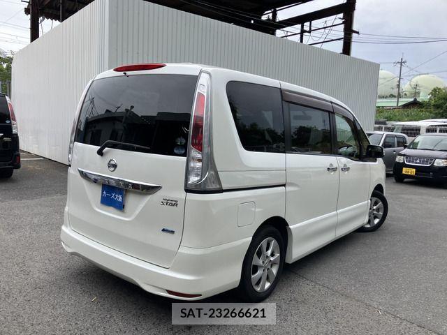 Nissan SERENA 2012-02 7359761-3