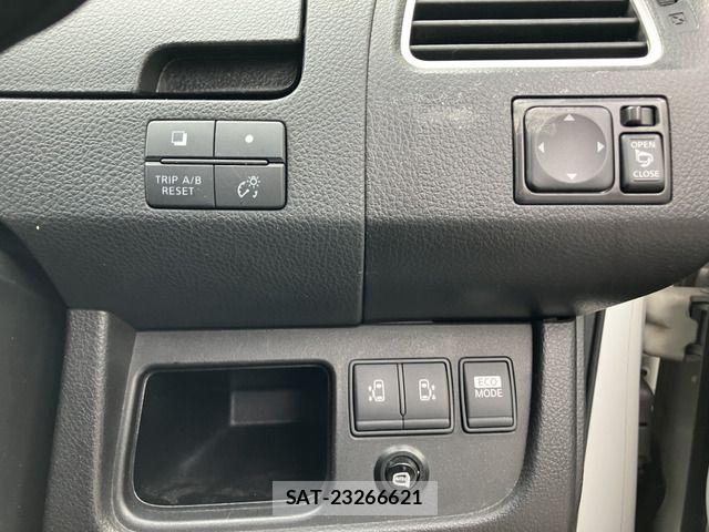 Nissan SERENA 2012-02 7359761-6