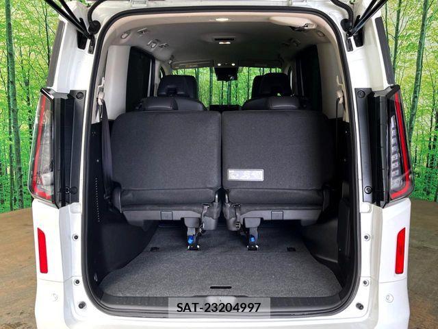 Nissan SERENA 2023-04 7359714-13