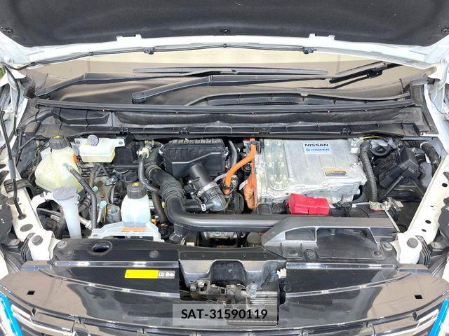 Nissan SERENA 2019-08 7359735-17