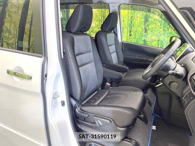 Nissan SERENA 2019-08 7359735-7