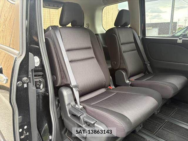 Nissan SERENA 2018-06 7359754-9