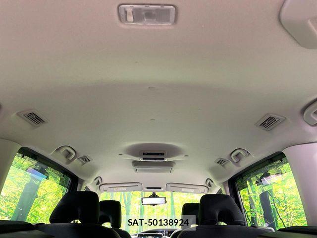Nissan SERENA 2021-07 7359738-13