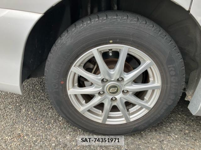 Nissan SERENA 2011-09 7359758-9