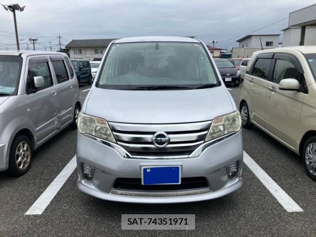 Nissan SERENA 2011-09 7359758-1