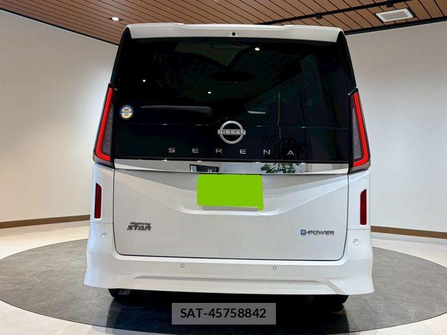 Nissan SERENA 2023-09 7359710-2