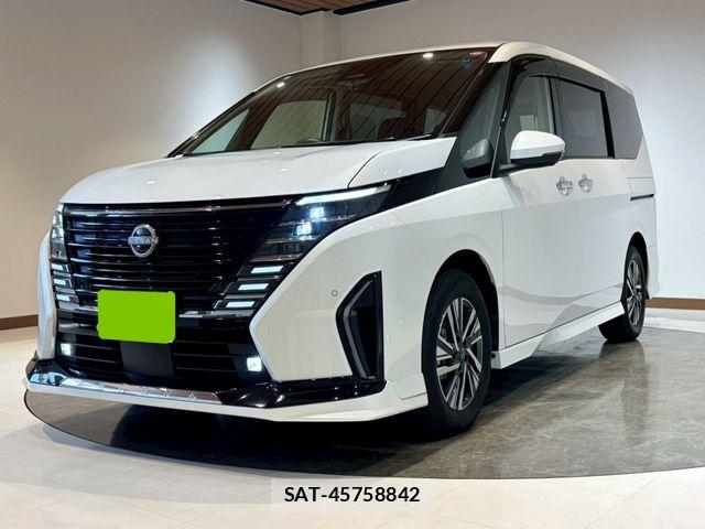 Nissan SERENA 2023-09 7359710-3