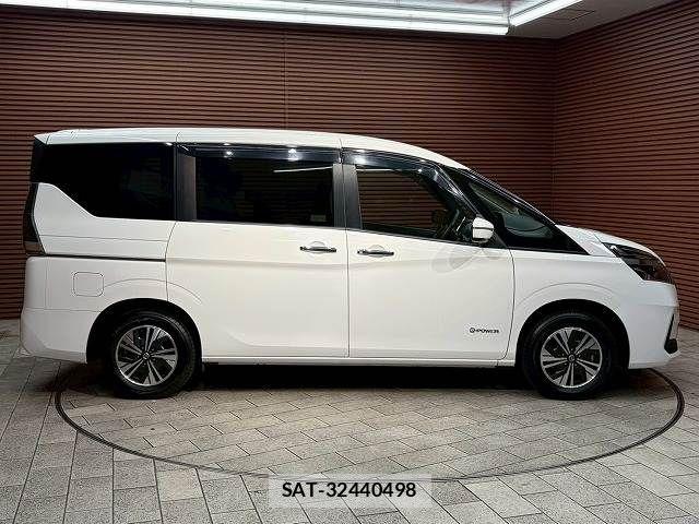 Nissan SERENA 2021-04 7359742-17