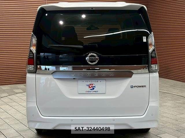 Nissan SERENA 2021-04 7359742-18