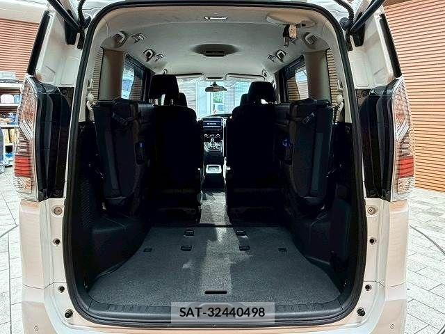 Nissan SERENA 2021-04 7359742-19
