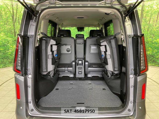 Nissan SERENA 2023-06 7359717-10