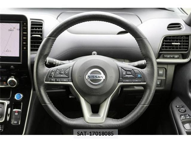 Nissan SERENA 2019-08 7359745-18