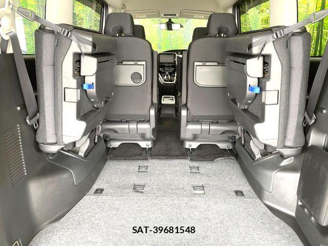 Nissan SERENA 2018-06 7359748-10