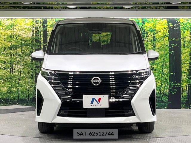 Nissan SERENA 2023-01 7359718-13