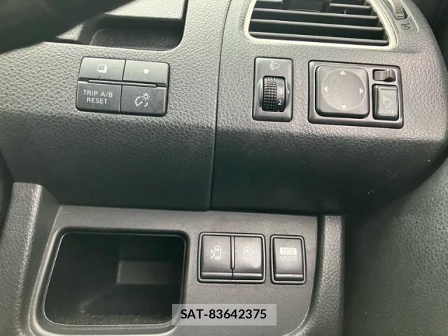 Nissan SERENA 2011-09 7359762-18