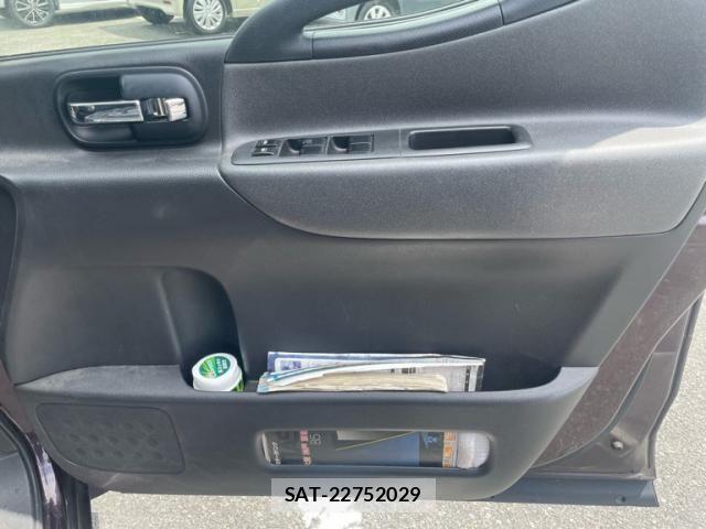Nissan SERENA 2007-07 7359759-4