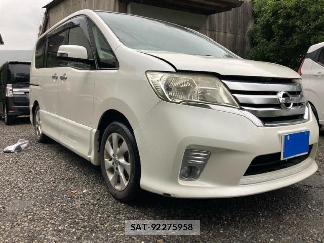 Nissan SERENA 2011-08 7359772-0