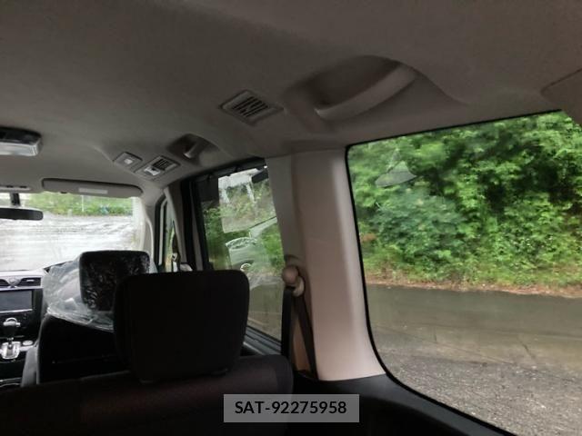 Nissan SERENA 2011-08 7359772-12