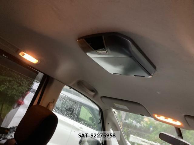 Nissan SERENA 2011-08 7359772-14
