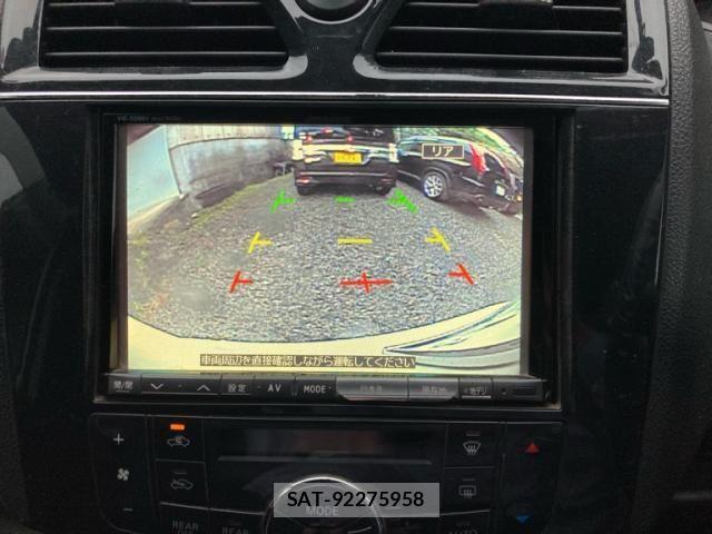 Nissan SERENA 2011-08 7359772-24