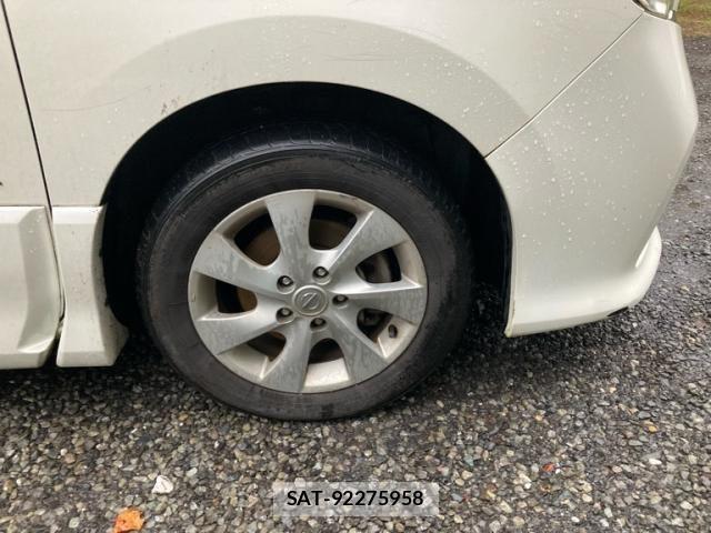 Nissan SERENA 2011-08 7359772-5