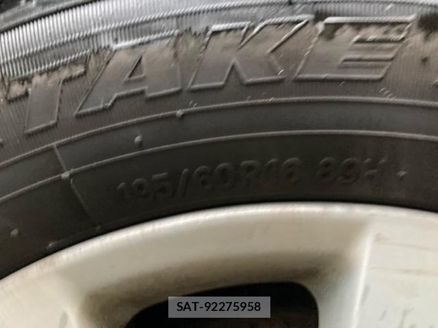 Nissan SERENA 2011-08 7359772-6