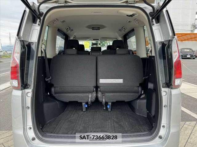 Nissan SERENA 2019-03 7359753-19