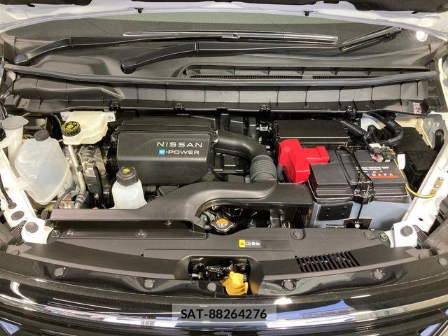 Nissan SERENA 2025-12 7359715-17