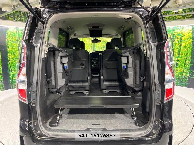 Nissan SERENA 2021-05 7359728-9