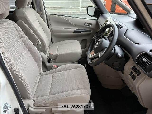 Nissan SERENA 2017-10 7359756-15