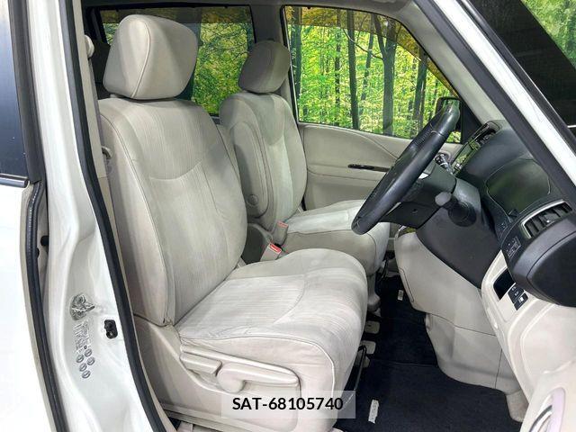 Nissan SERENA 2012-02 7359755-7