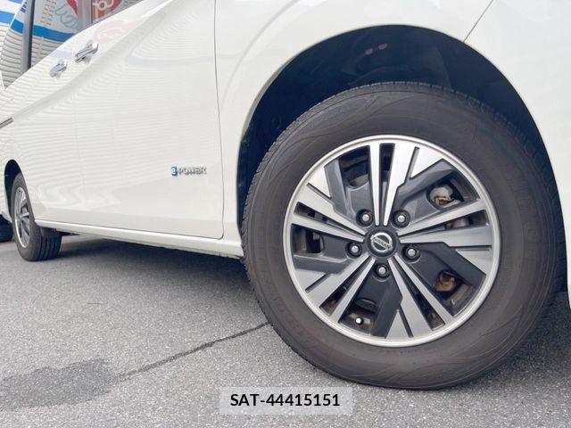 Nissan SERENA 2020-12 7359749-12