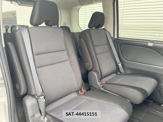 Nissan SERENA 2020-12 7359749-7