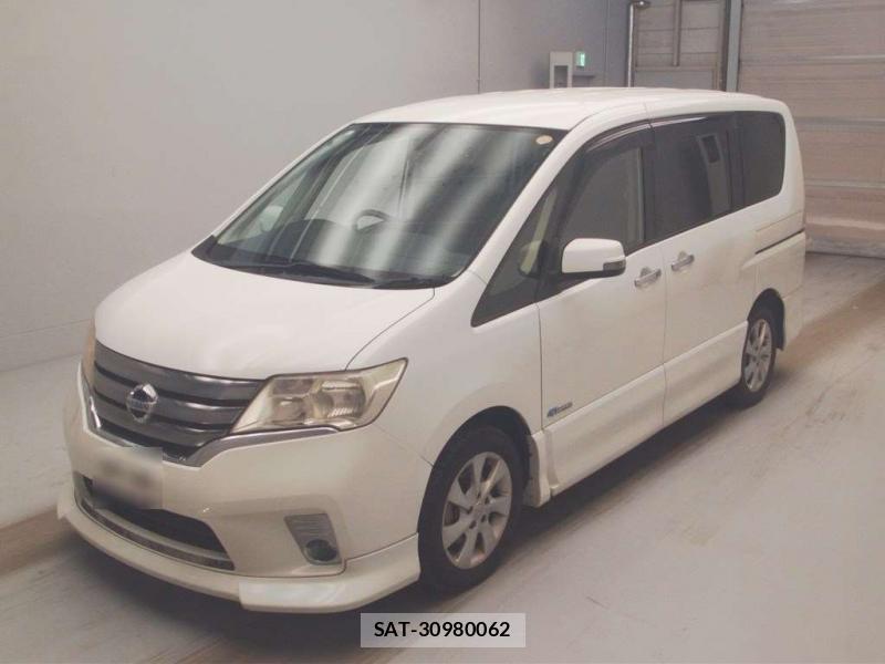 Nissan SERENA 2013-06 7367372-0