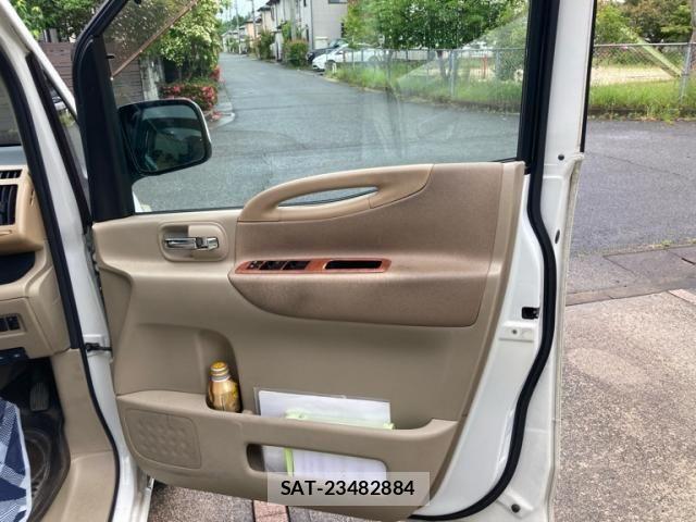 Nissan SERENA 2007-10 7394002-11